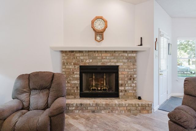 317 Fair Oaks Cove, Jacksonville, AR 72076