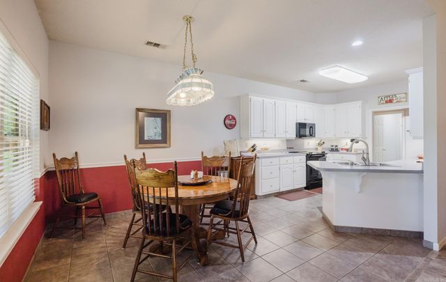 317 Fair Oaks Cove, Jacksonville, AR 72076