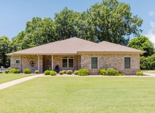 317 Fair Oaks Cove, Jacksonville, AR 72076