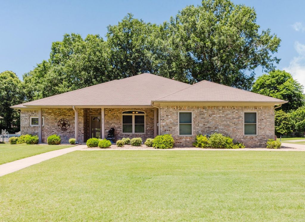 317 Fair Oaks Cove, Jacksonville, AR 72076
