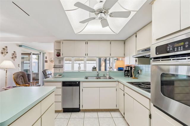 5810 FRIEDLY AVENUE, New Port Richey, FL 34652