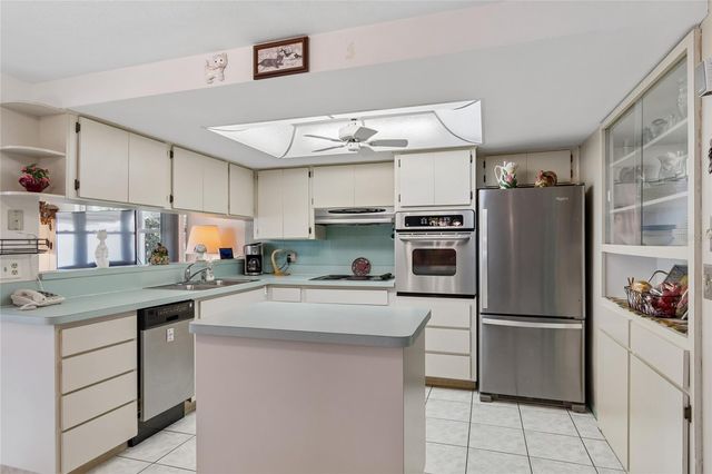 5810 FRIEDLY AVENUE, New Port Richey, FL 34652