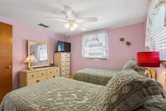 5810 FRIEDLY AVENUE, New Port Richey, FL 34652