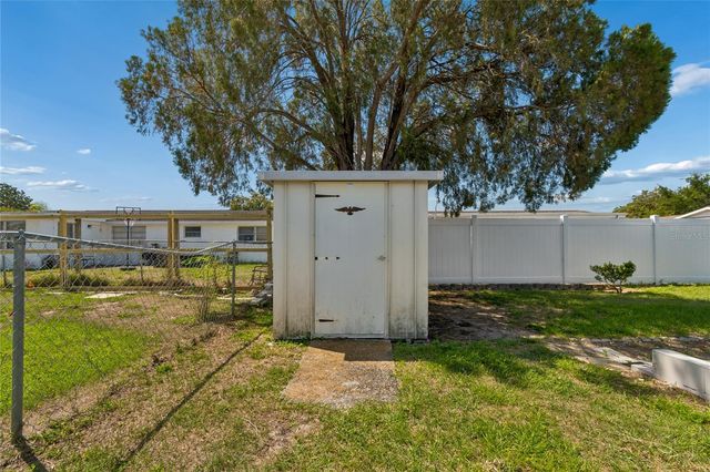 5810 FRIEDLY AVENUE, New Port Richey, FL 34652