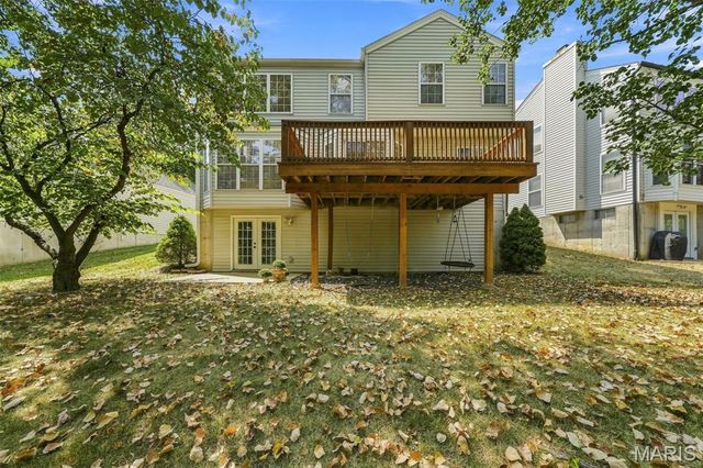 630 Cascade Lake Drive, Ballwin, MO 63021