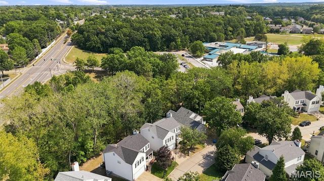 630 Cascade Lake Drive, Ballwin, MO 63021