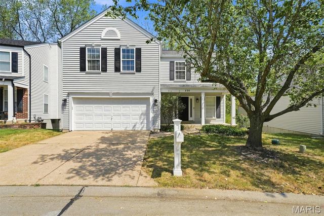 630 Cascade Lake Drive, Ballwin, MO 63021