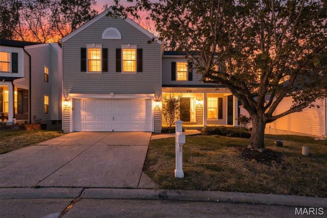 630 Cascade Lake Drive, Ballwin, MO 63021