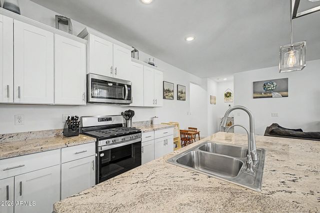 8812 W AGORA Lane, Tolleson, AZ 85353