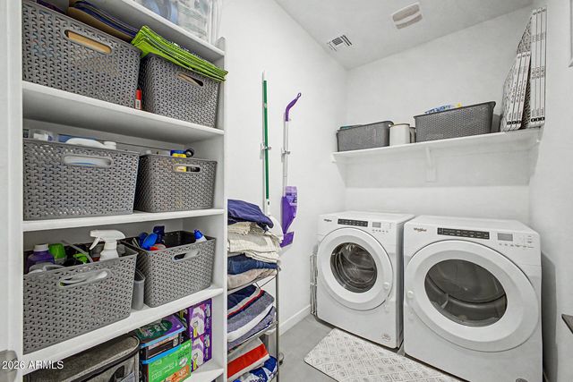 8812 W AGORA Lane, Tolleson, AZ 85353