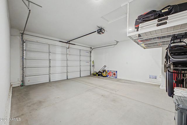 8812 W AGORA Lane, Tolleson, AZ 85353