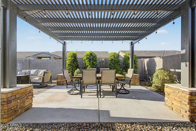 8812 W AGORA Lane, Tolleson, AZ 85353