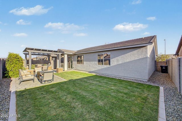 8812 W AGORA Lane, Tolleson, AZ 85353