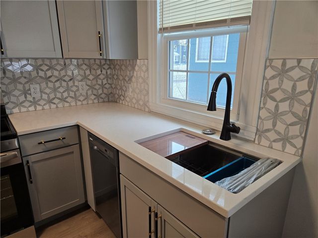 110 Arch Street, Rochester, NY 14609