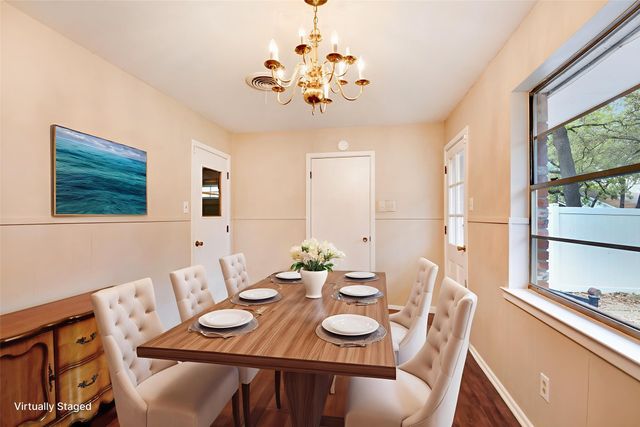 709 W Pleasantview Drive, Hurst, TX 76054