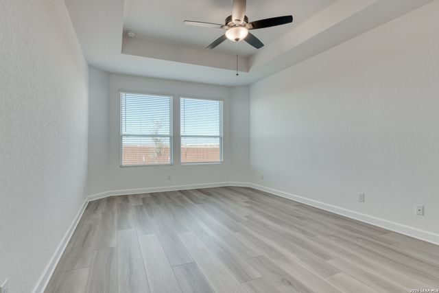 105 Heidi Hill, Castroville, TX 78009