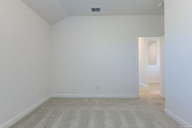 105 Heidi Hill, Castroville, TX 78009