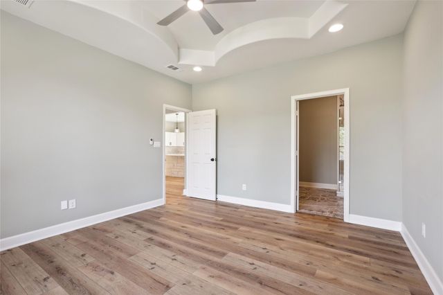 109 Creekside DR, Bastrop, TX 78602