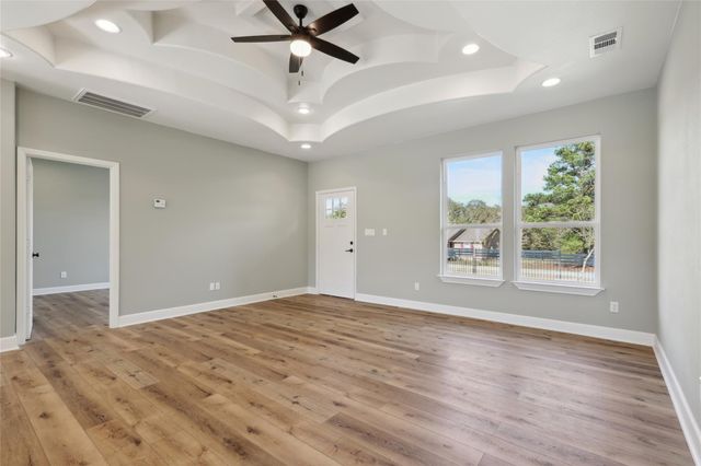 109 Creekside DR, Bastrop, TX 78602