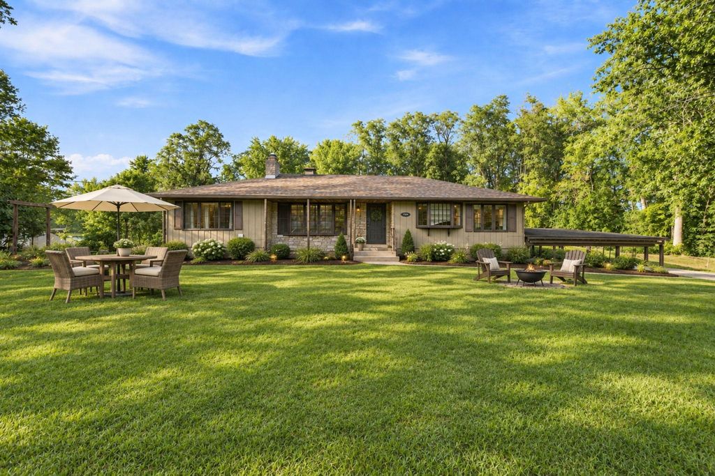 1847 Upper 55th Street E, Inver Grove Heights, MN 55077 — exterior