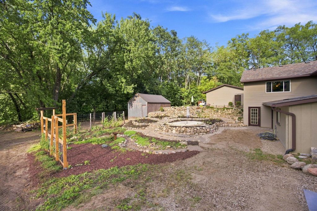 1847 Upper 55th Street E, Inver Grove Heights, MN 55077 — photo 3