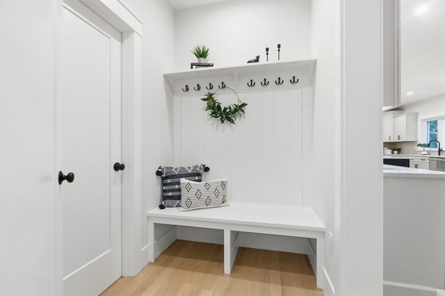 4 Juniper, Burlington, MA 01803
