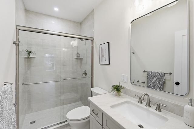 4 Juniper, Burlington, MA 01803