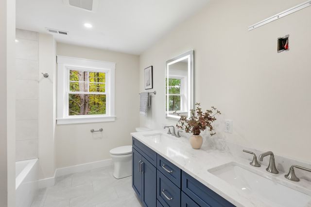 4 Juniper, Burlington, MA 01803