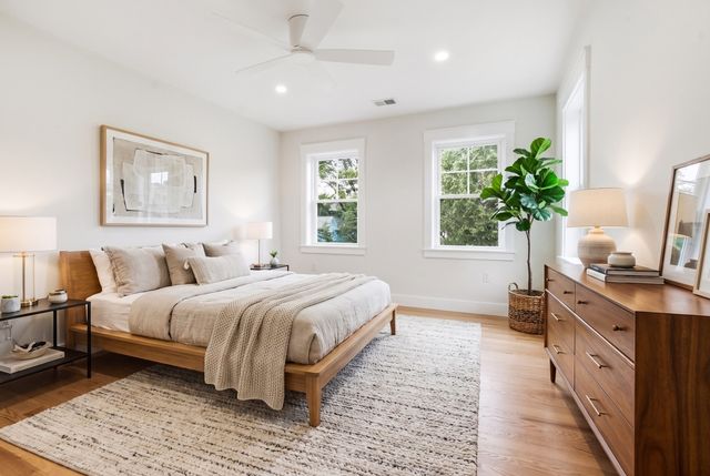 4 Juniper, Burlington, MA 01803