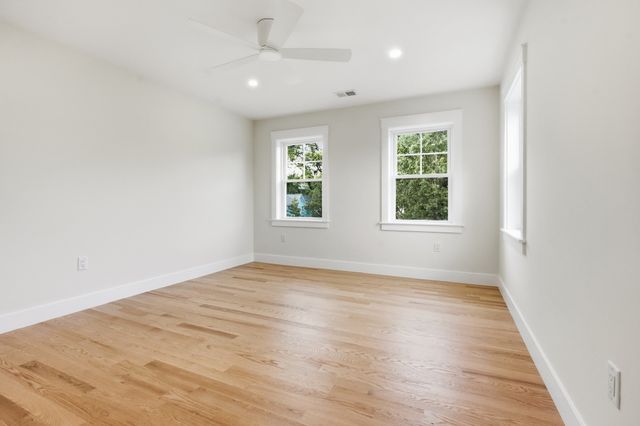 4 Juniper, Burlington, MA 01803