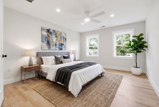 4 Juniper, Burlington, MA 01803