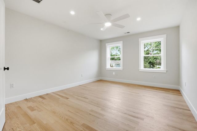 4 Juniper, Burlington, MA 01803