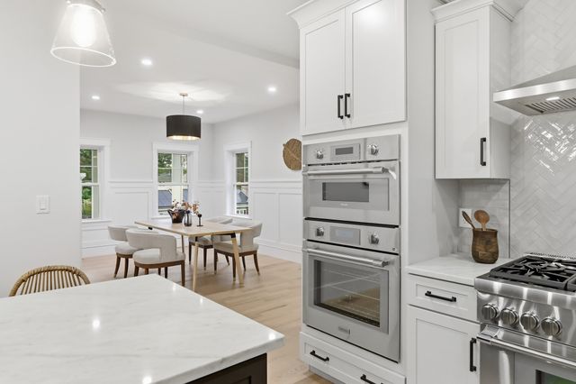 4 Juniper, Burlington, MA 01803