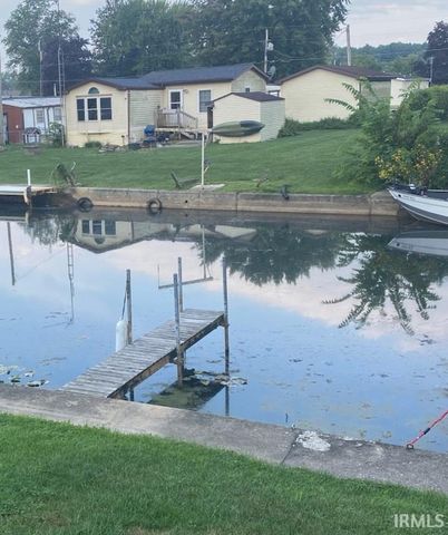 11 Ems B6a Lane, Leesburg, IN 46538