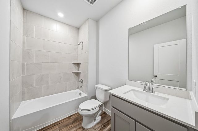11502 Youngquist Drive, Mont Belvieu, TX 77535