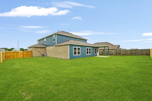 11502 Youngquist Drive, Mont Belvieu, TX 77535