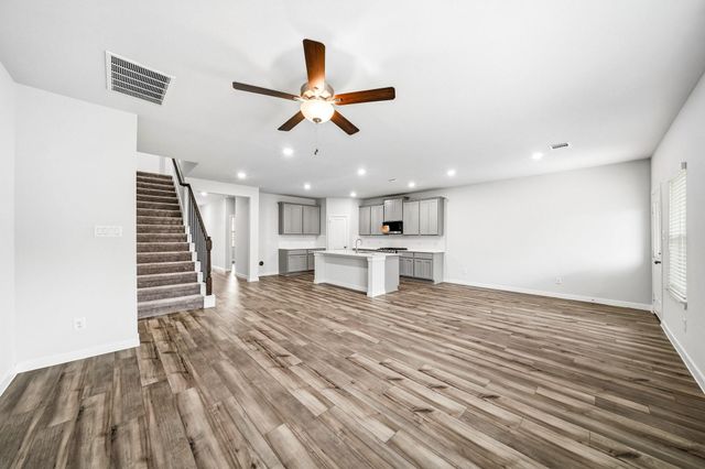 11502 Youngquist Drive, Mont Belvieu, TX 77535