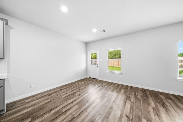 11502 Youngquist Drive, Mont Belvieu, TX 77535