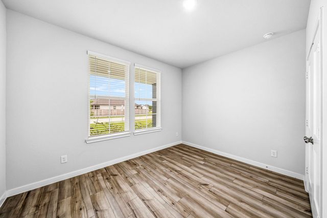 11502 Youngquist Drive, Mont Belvieu, TX 77535