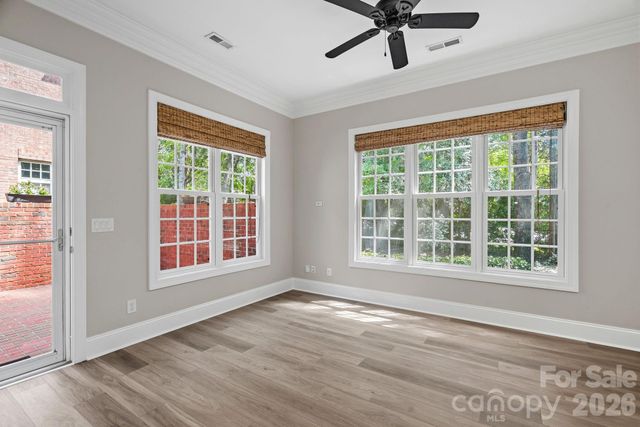 6415 Wakehurst Road, Charlotte, NC 28226