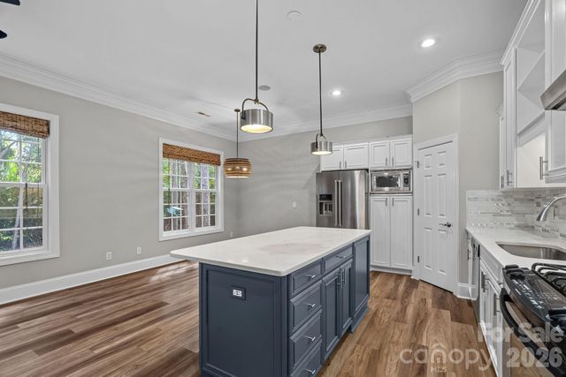 6415 Wakehurst Road, Charlotte, NC 28226