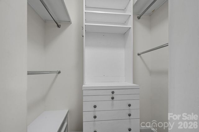 6415 Wakehurst Road, Charlotte, NC 28226