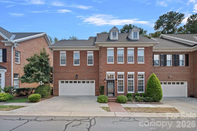 6415 Wakehurst Road, Charlotte, NC 28226