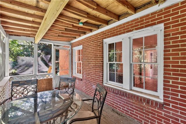 17 Northside Drive, Newnan, GA 30263