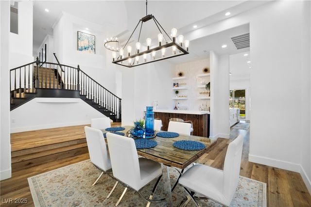 9521 Queen Charlotte Drive, Las Vegas, NV 89145