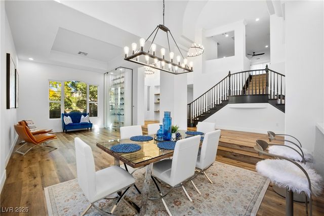 9521 Queen Charlotte Drive, Las Vegas, NV 89145