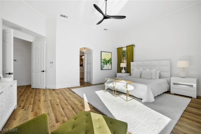 9521 Queen Charlotte Drive, Las Vegas, NV 89145