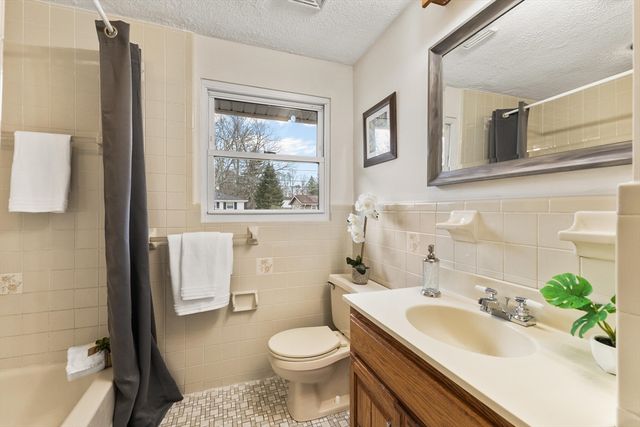 38 Stephen Drive, Brockton, MA 02302