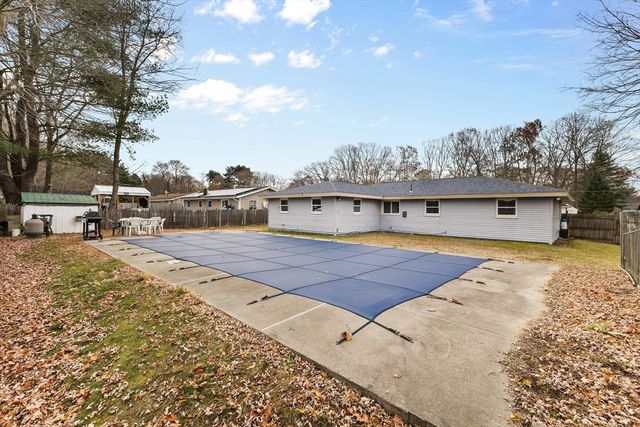 38 Stephen Drive, Brockton, MA 02302