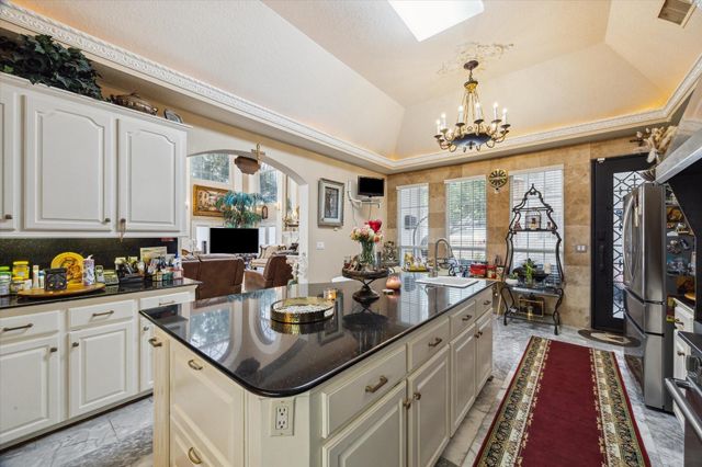 3903 Bogota Drive, Pasadena, TX 77505